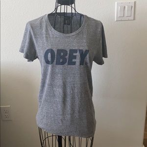 OBEY women’s T shirt